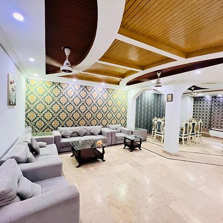 Holiday In Islamabad Exterior foto